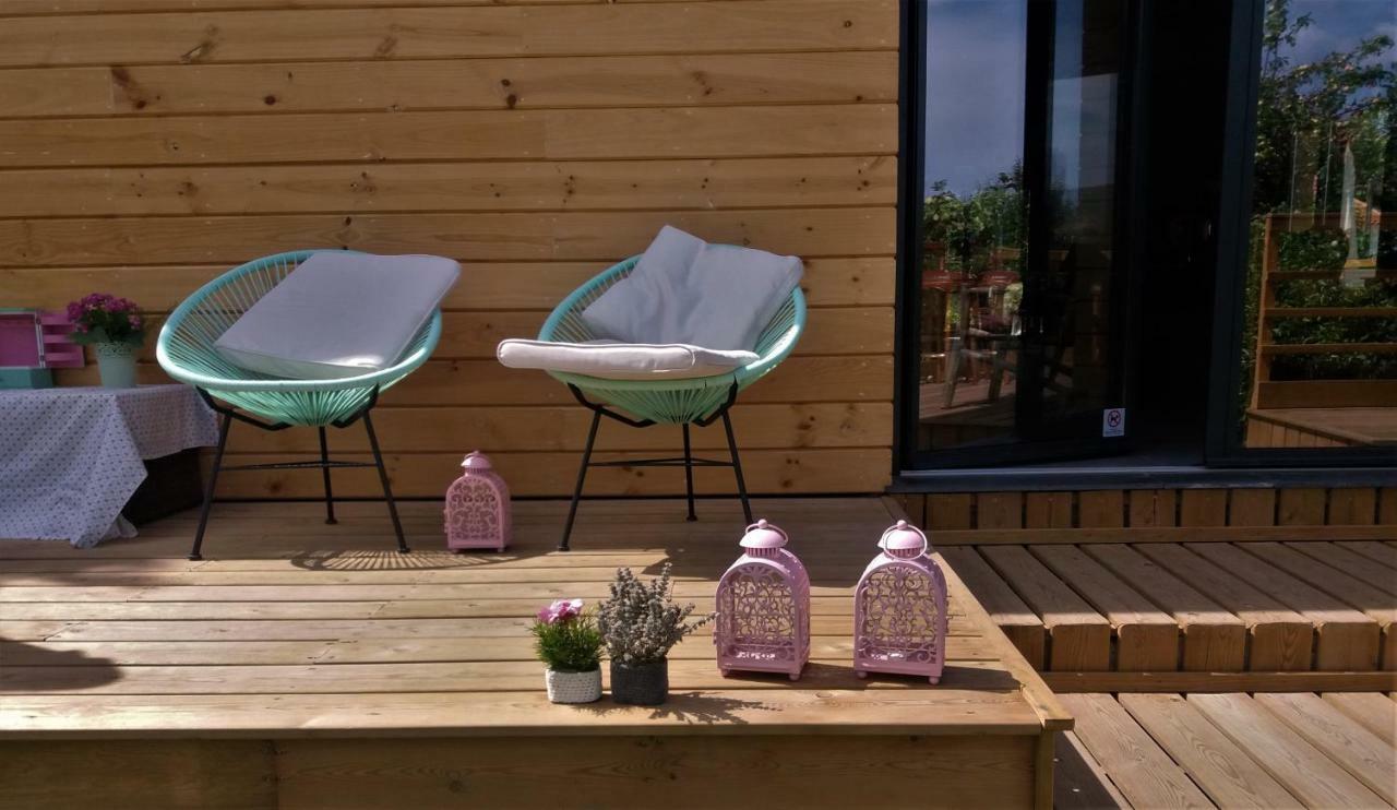 Hotel Glamping Hills Santa Comba de Rossas Exterior foto