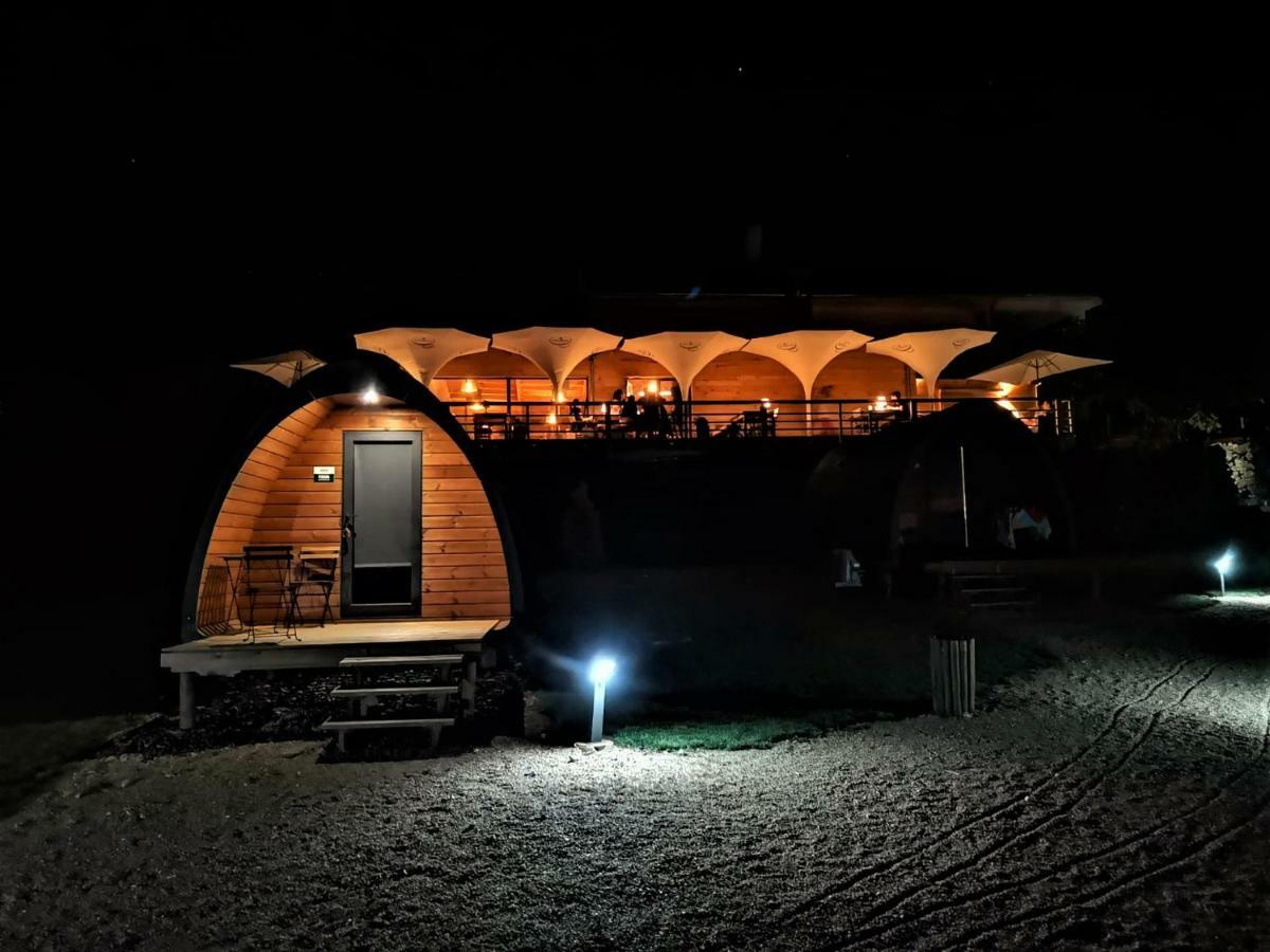 Hotel Glamping Hills Santa Comba de Rossas Exterior foto